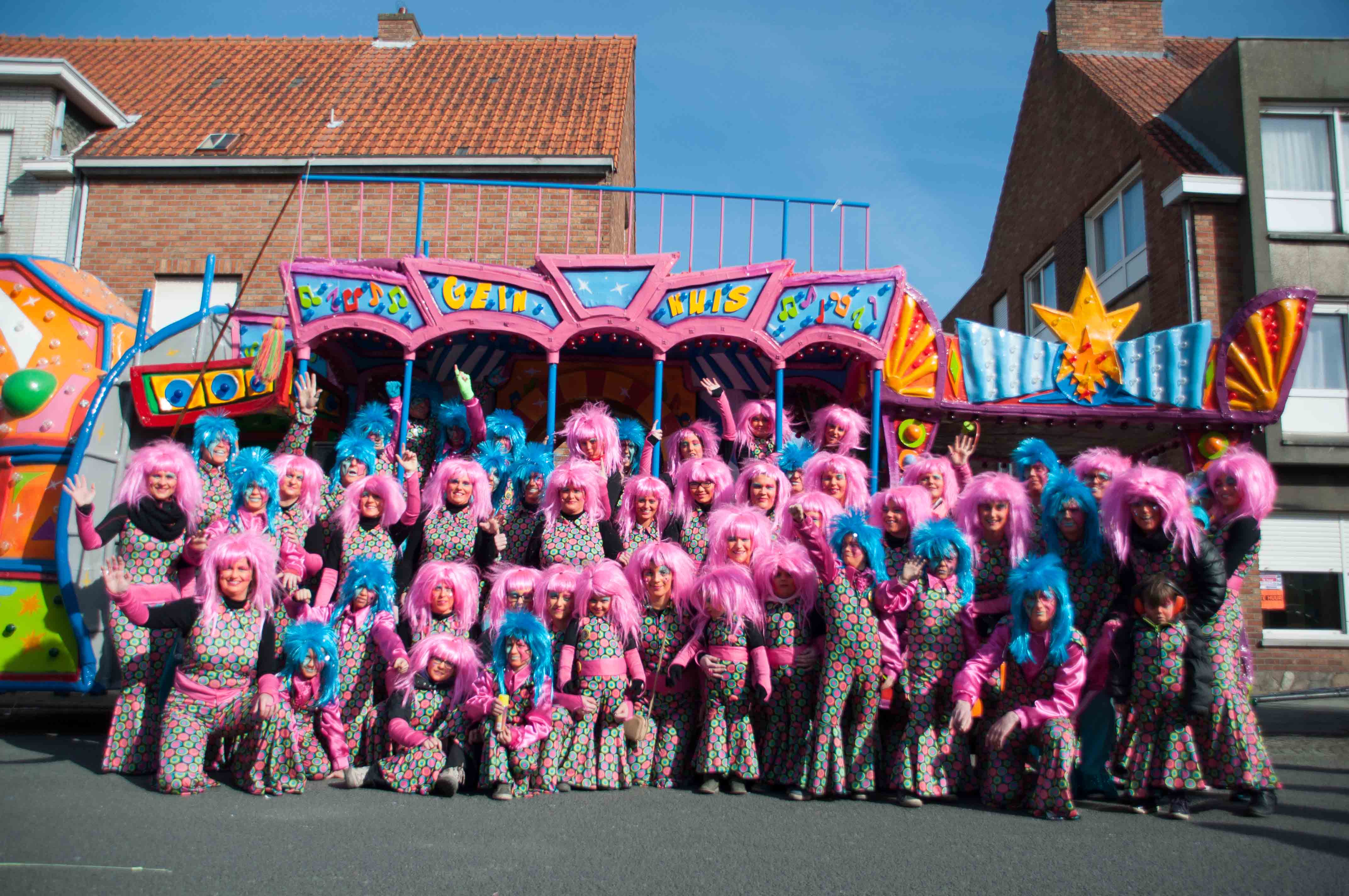 Foto’s van de Ropianen in de carnavalstoet van Knokke-Heist
